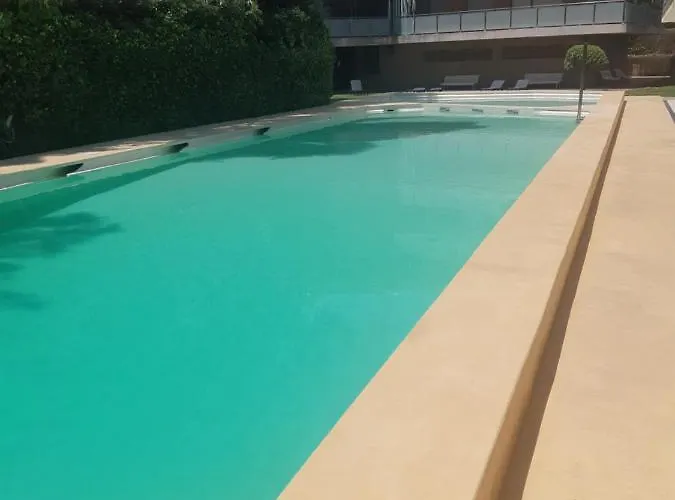 Apart.con Piscina En Zona Residencial Apartamento Sitges