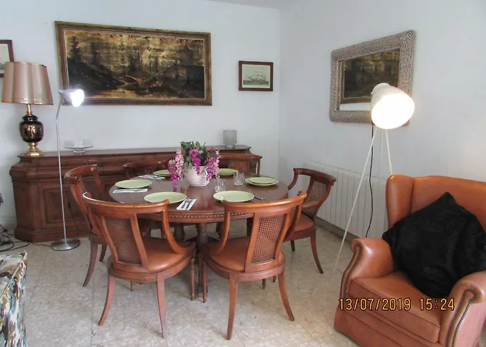 Apart.con Piscina En Zona Residencial Сиджес